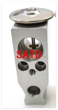 Auto AC Expansion Valve Komatsu ND447500-2750